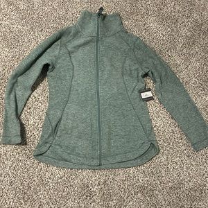 Brand new Eddie Bauer sweater